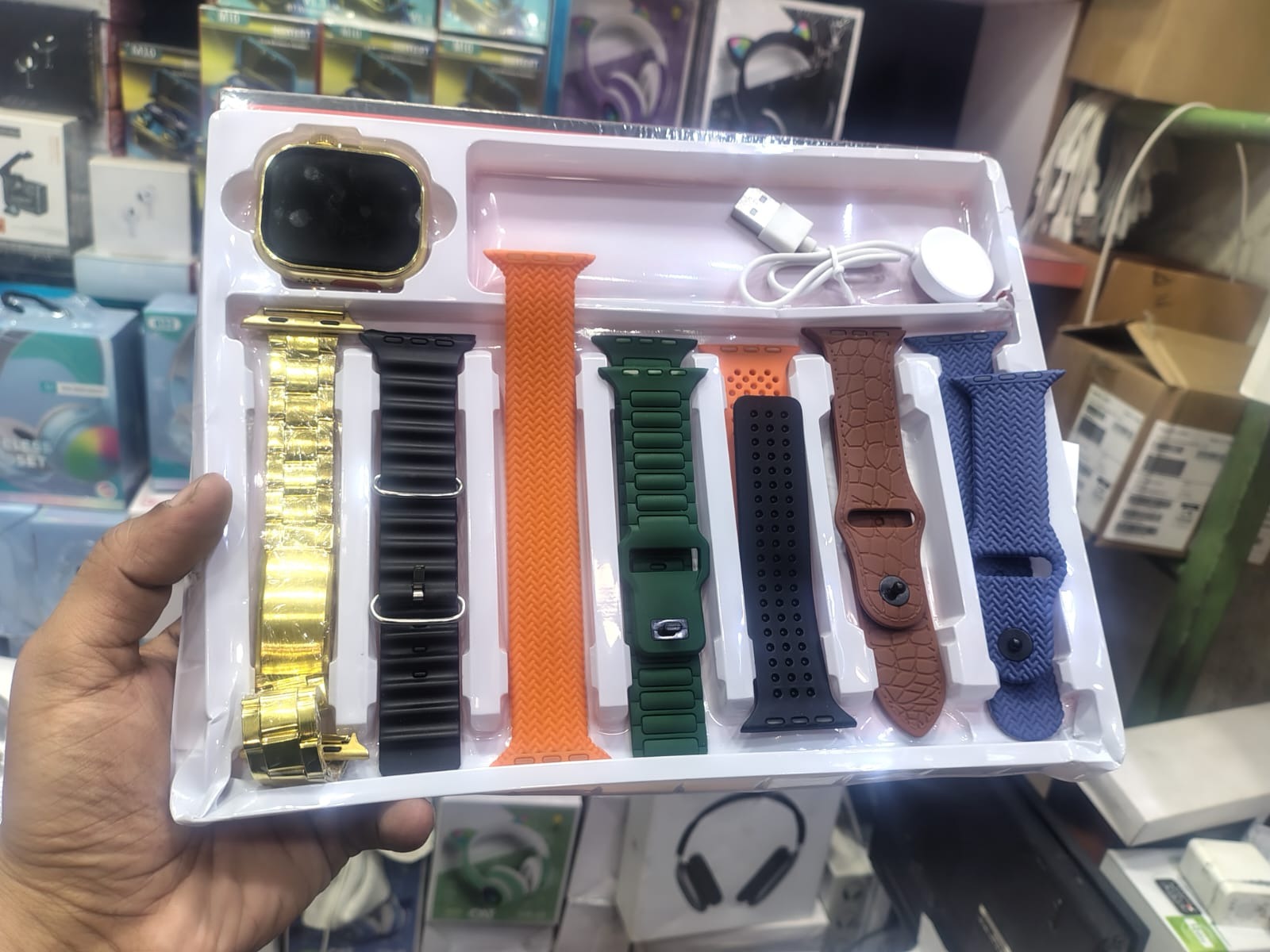 Golden Ultra Smart Watch – 7 in 1 Strap | Latest Strap Design | Free Delivery